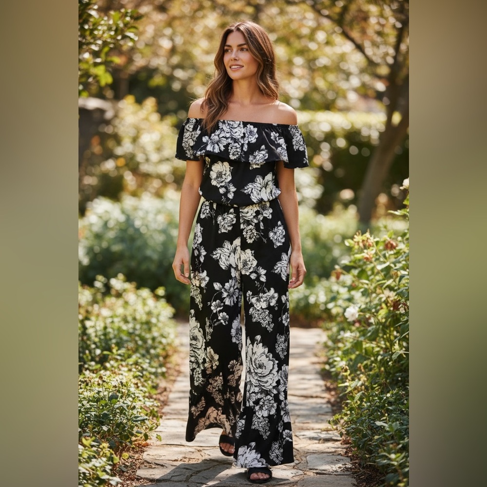Doe & Rae Off Shoulder Jumpsuit Sz S/ M NWOT | Tropical Floral Palazzo
